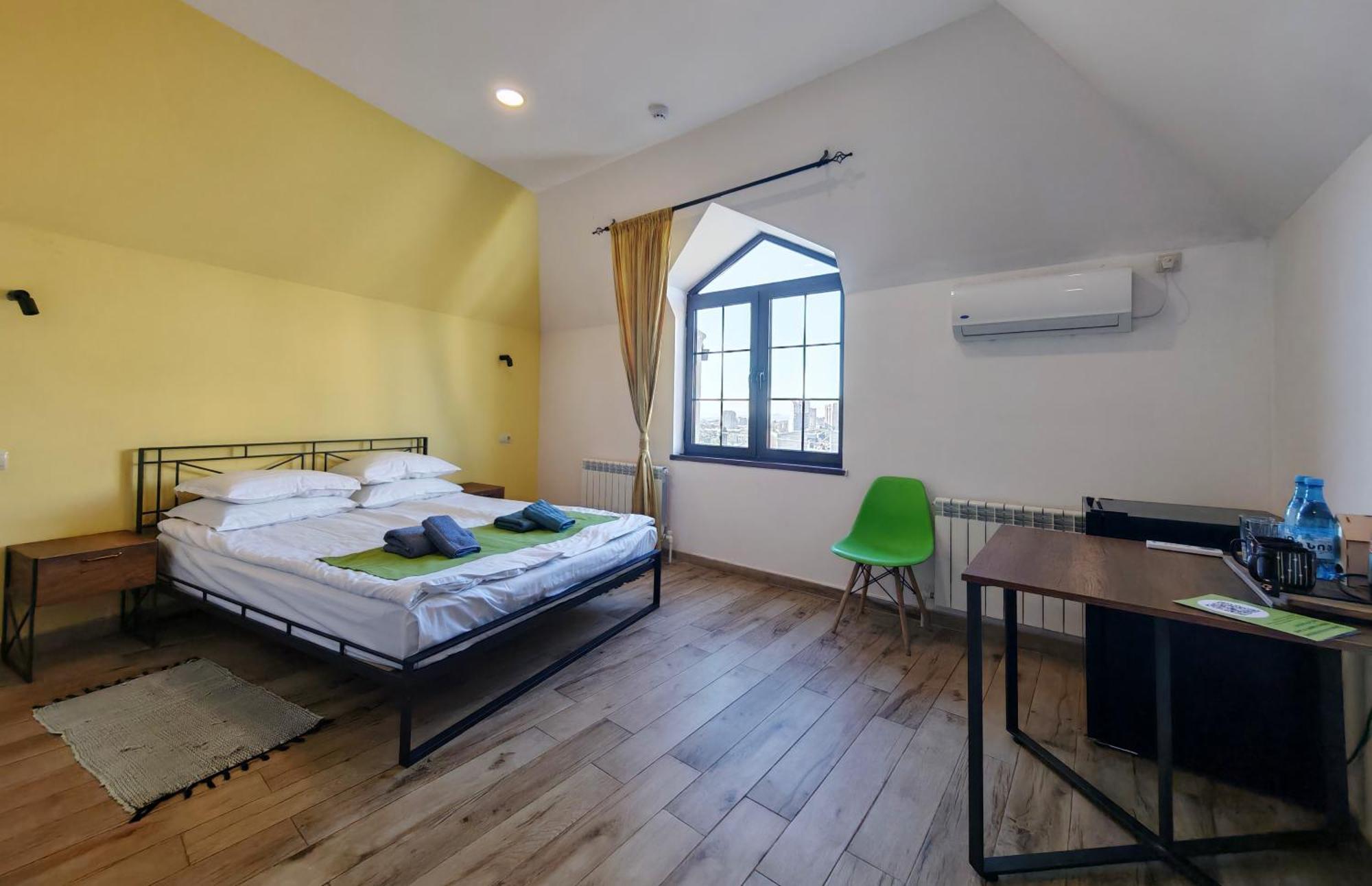 Blur Inn Gallery 예레반 외부 사진